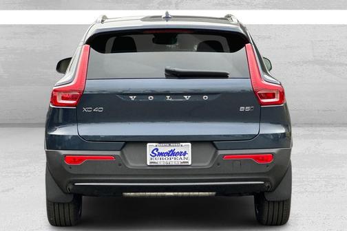 2026 Volvo XC40 B5 Ultra