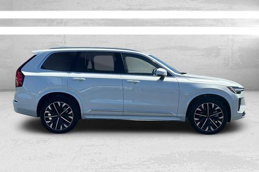 2025 Volvo XC90 Plug-In Hybrid T8 Core 7-Seater