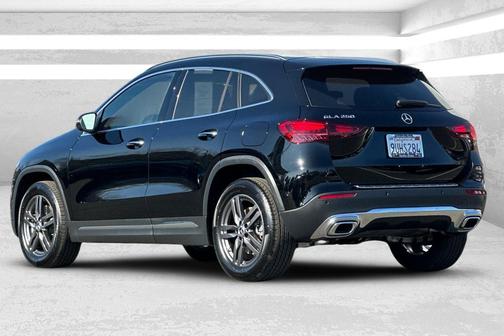 2025 Mercedes-Benz GLA 250 4MATIC