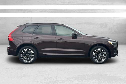 2026 Volvo XC60 Plug-In Hybrid T8 Ultra