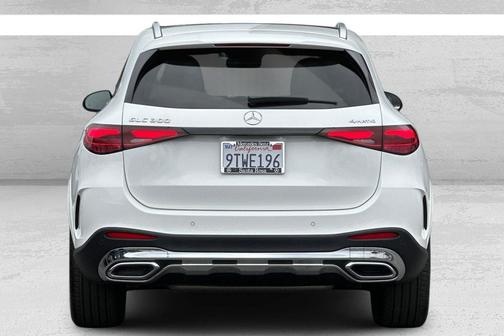 2025 Mercedes-Benz GLC 300 4MATIC