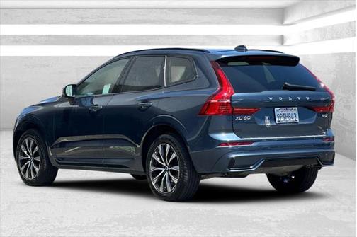 2025 Volvo XC60 B5 Core