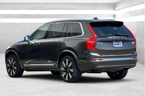 2023 Volvo XC90 Recharge Plug-In Hybrid T8 Ultimate 6-Seater