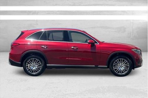 2025 Mercedes-Benz GLC 300 4MATIC