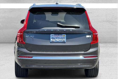 2023 Volvo XC90 Recharge Plug-In Hybrid T8 Plus Bright Theme 7-Seater