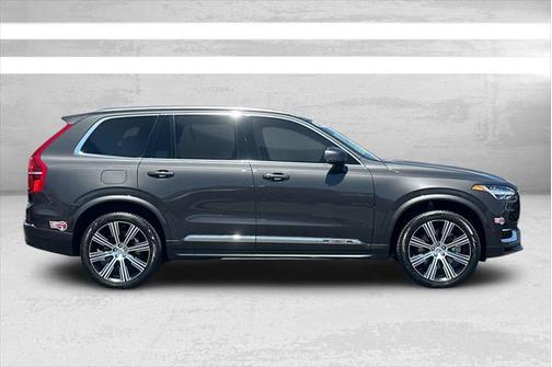 2023 Volvo XC90 Recharge Plug-In Hybrid T8 Plus Bright Theme 7-Seater