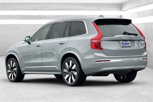 2024 Volvo XC90 Recharge Plug-In Hybrid T8 Ultimate 6-Seater