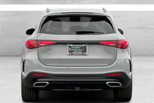 2026 Mercedes-Benz GLC 300 4MATIC