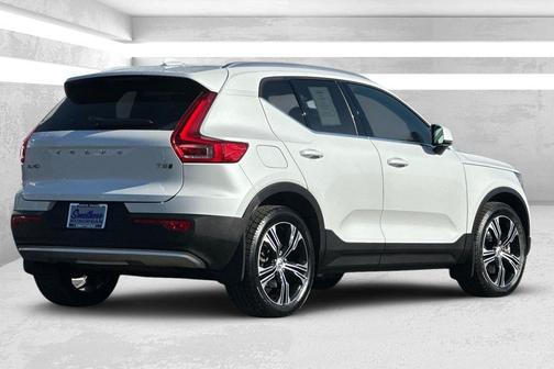 2021 Volvo XC40 T5 Inscription