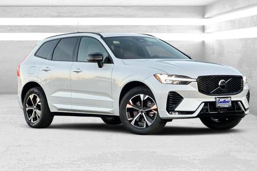 2026 Volvo XC60 B5 Core