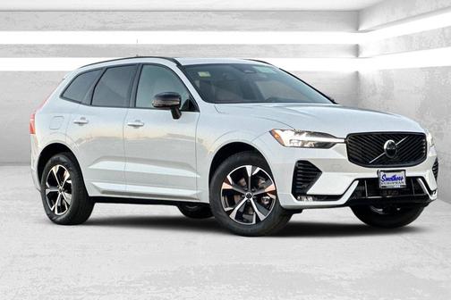 2026 Volvo XC60 B5 Core