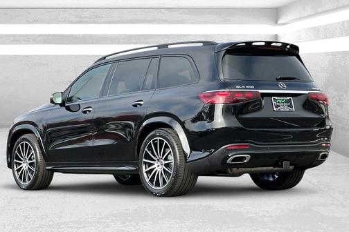 2026 Mercedes-Benz GLS 450 4MATIC