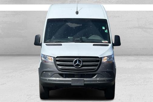 2025 Mercedes-Benz Sprinter 2500 Standard Roof