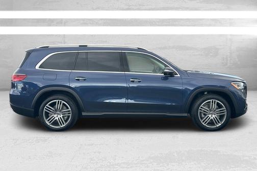 2026 Mercedes-Benz GLS 450 4MATIC