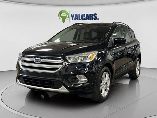 Shadow Black 2017 Ford Escape SE