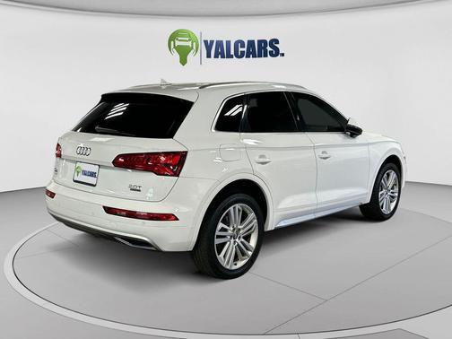 Ibis White 2018 Audi Q5 2.0T Tech Premium