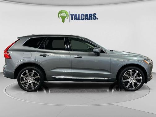 Gray Metallic 2018 Volvo XC60 T6 Inscription