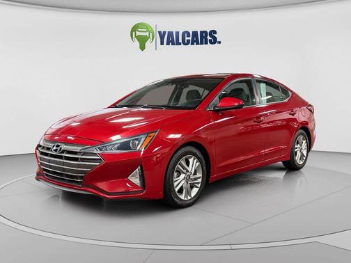 Scarlet Red Pearl 2020 Hyundai ELANTRA Value Edition