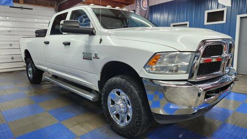 2018 RAM 2500 Tradesman Crew Cab 4x4 8' Box
