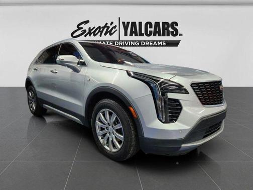 Radiant Silver Metallic 2022 Cadillac XT4 Sport