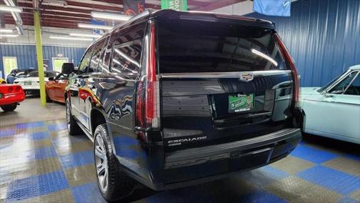 2019 Cadillac Escalade Sport