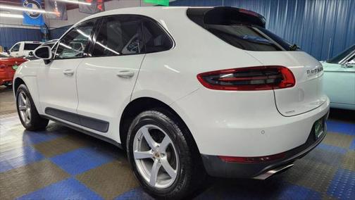 2017 Porsche Macan Base