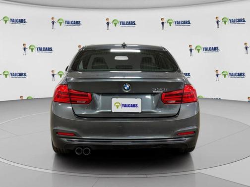 2017 BMW 330 330i Sedan 4D