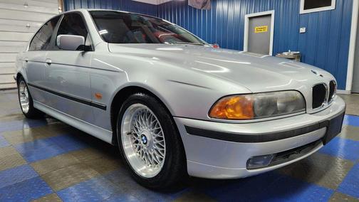 1999 BMW 528 528i Sedan 4D