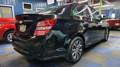 2017 Chevrolet Sonic LT