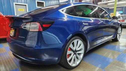 2018 Tesla Model 3 Long Range