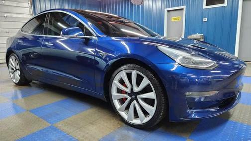 2018 Tesla Model 3 Long Range