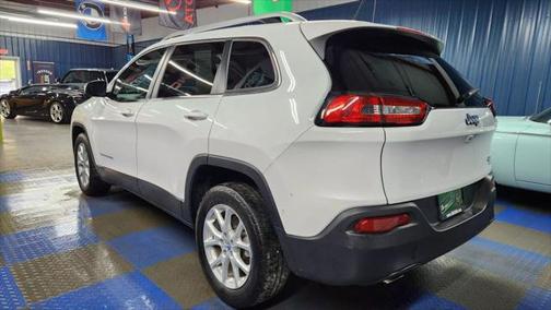 2017 Jeep Cherokee Sport