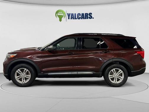 Rich Copper Metallic Tinted Clearcoat 2020 Ford Explorer XLT