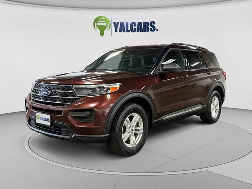 Rich Copper Metallic Tinted Clearcoat 2020 Ford Explorer XLT