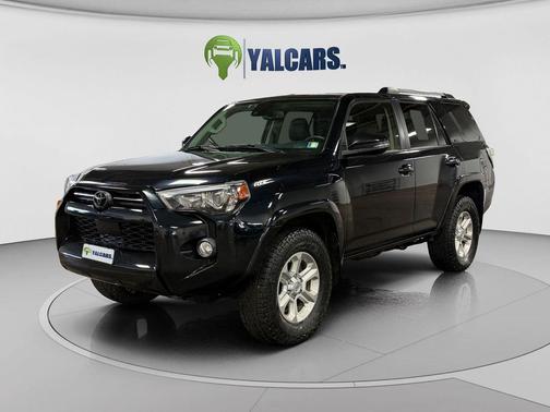 Midnight Black Metallic 2020 Toyota 4Runner SR5 Premium