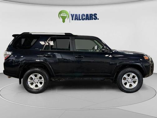 Midnight Black Metallic 2020 Toyota 4Runner SR5 Premium