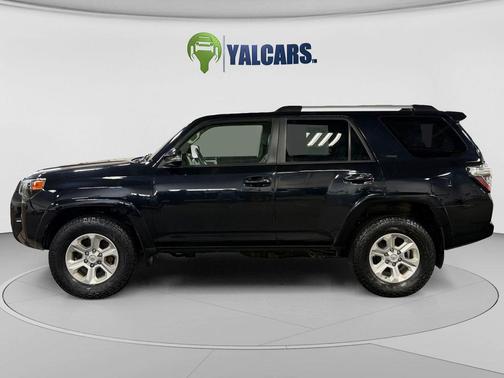 Midnight Black Metallic 2020 Toyota 4Runner SR5 Premium