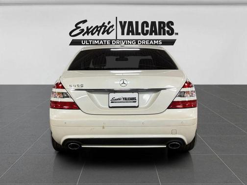 Arctic White 2009 Mercedes-Benz S-Class S 550 Sedan 4D