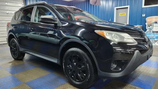 2014 Toyota RAV4 LE