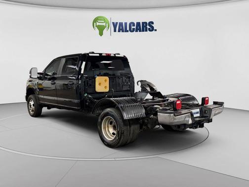Agate Black Metallic 2022 Ford F-350 XL