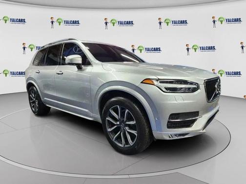 2018 Volvo XC90 T5 Momentum