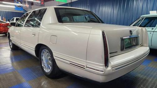 1999 Cadillac DeVille Concours