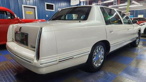 1999 Cadillac DeVille Concours