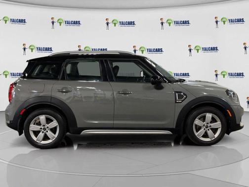 2017 MINI Countryman Cooper