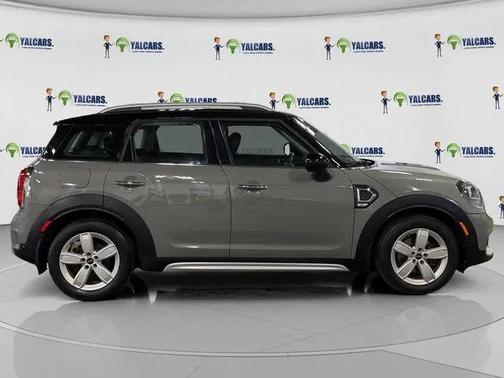 2017 MINI Countryman Cooper