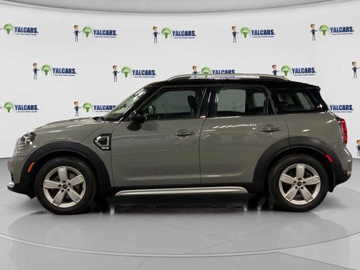 2017 MINI Countryman Cooper