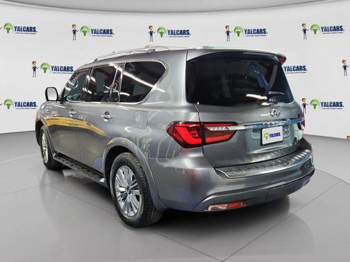 2021 INFINITI QX80 Luxe