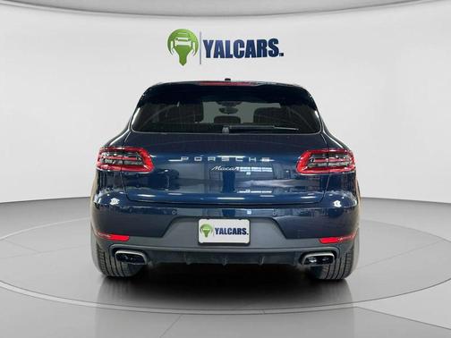 2017 Porsche Macan Macan Sport Edition