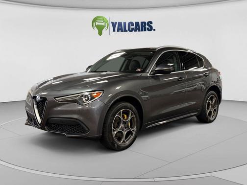 Vesuvio Gray Metallic 2020 Alfa Romeo Stelvio Ti