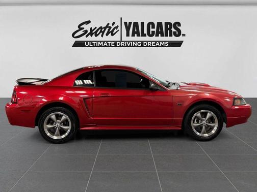 2000 Ford Mustang GT
